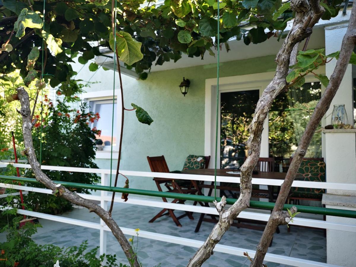 Chillout Apartments With Pool Patricia Fazana Exterior photo