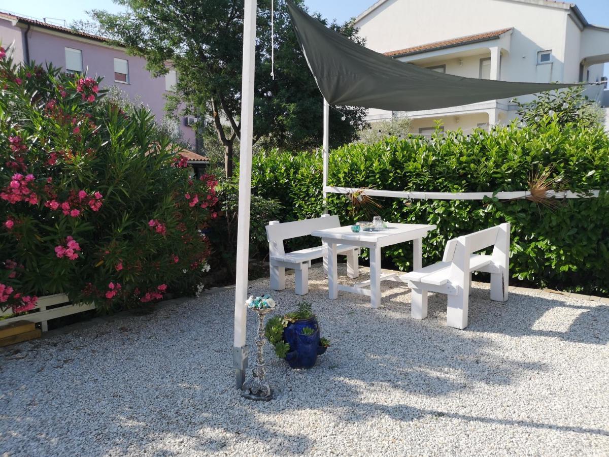 Chillout Apartments With Pool Patricia Fazana Exterior photo