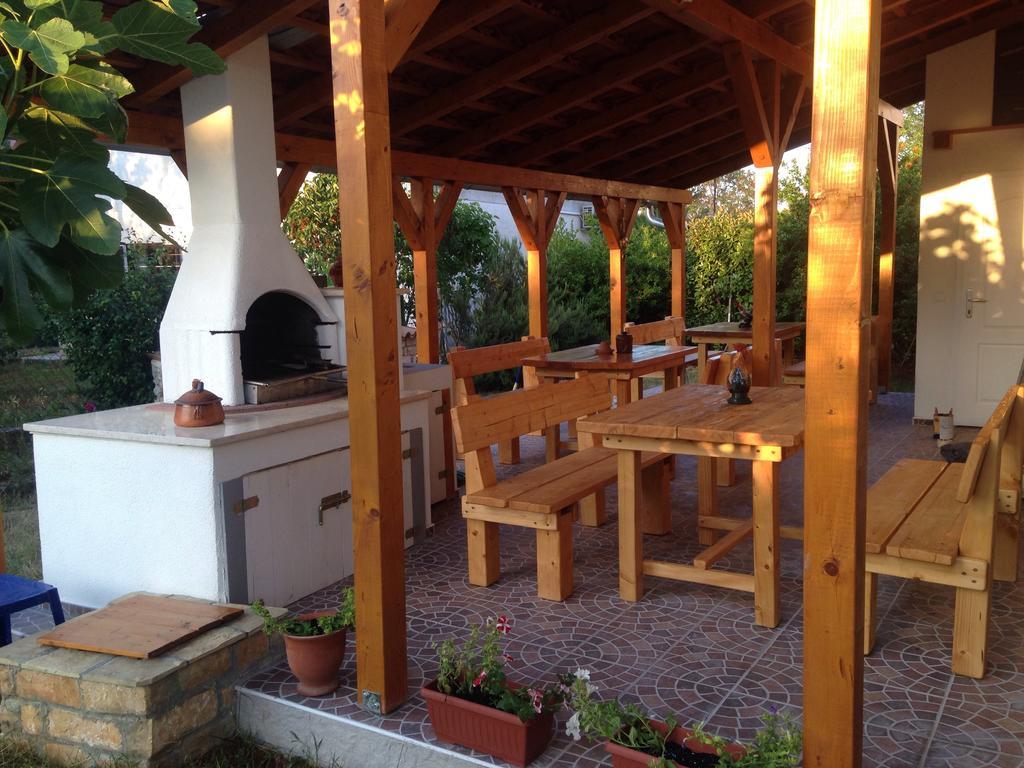 Chillout Apartments With Pool Patricia Fazana Room photo